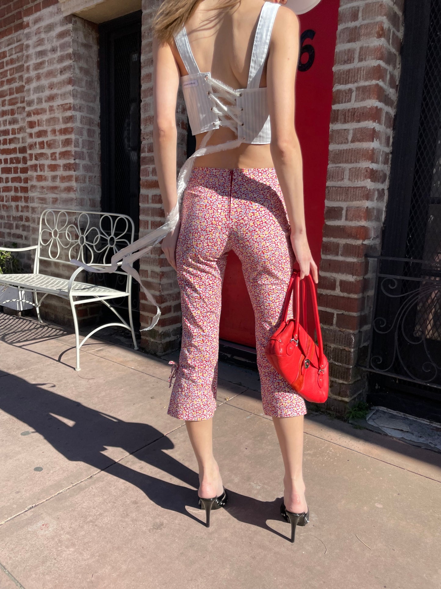 Red Floral Capri Pants (S)