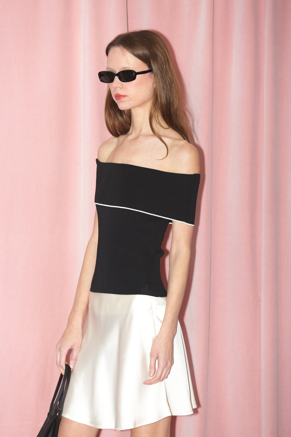 Black Off-the-Shoulder Top (XS)