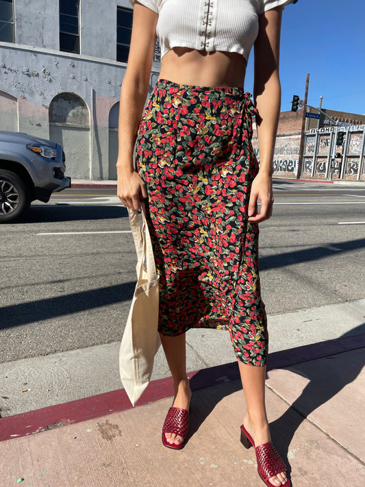 90s Berries Pint Wrap Skirt (S)