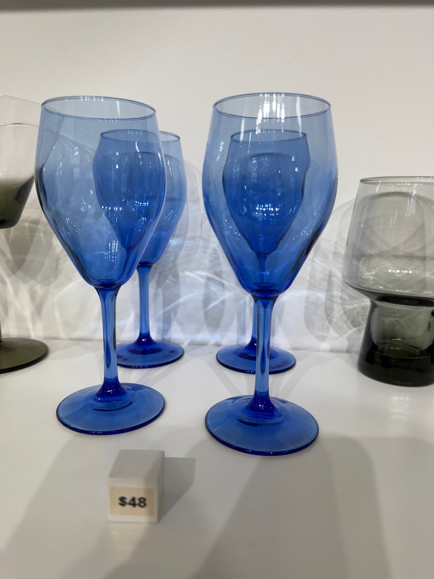 Vintage Wine Glass (Set of 4)