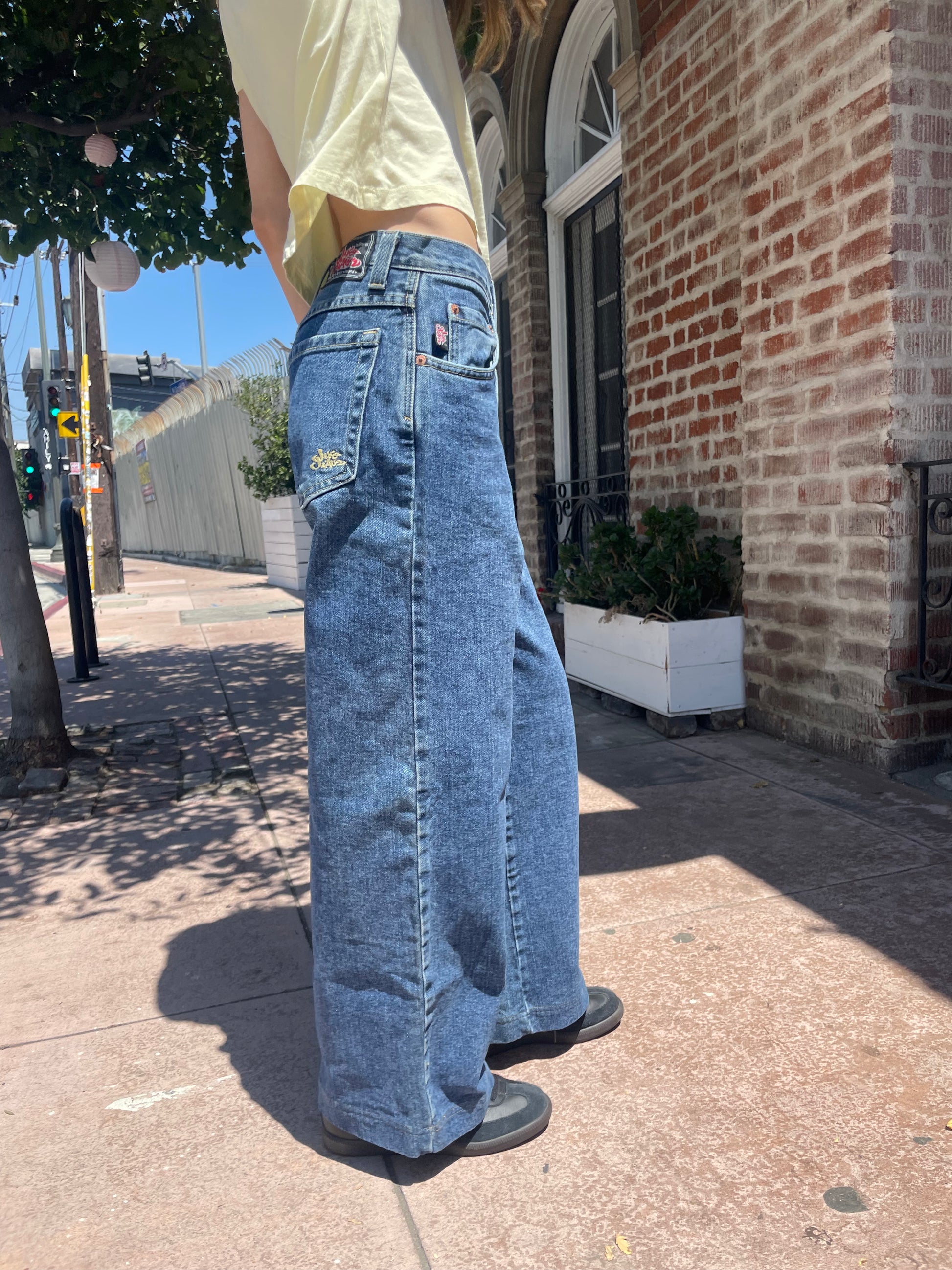 90s Jnco Jeans (S) – Shops Silver 90s Jnco Jeans (S) – Shops Silver